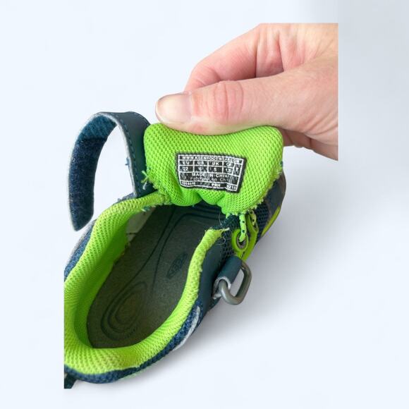 Keen Chandler CNX Trail Shoes Navy & Green size 6 Outdoor Shoes Gorpcore - Picture 10 of 11